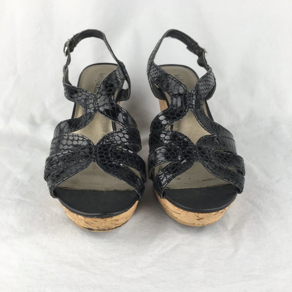 Kelly and Katie Wedge Sandal. Black Size 7 (0073) - Picture 4 of 8